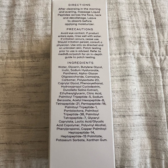 Medik8 Liquid Peptides Serum NWB - Picture 2 of 4